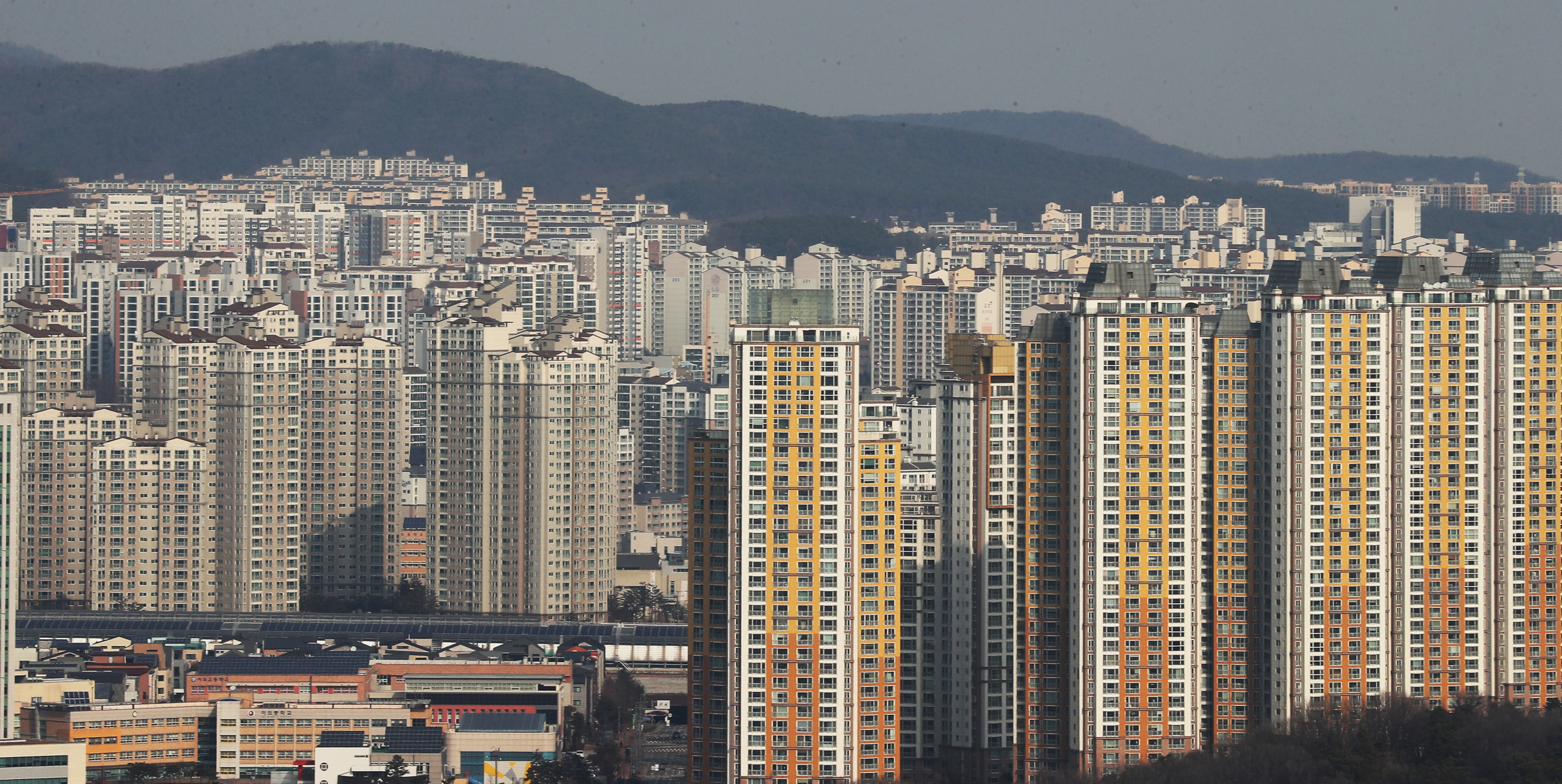 고가 아파트 매입·전세 361명 세무조사…74%가 30대 이하 | 서울특별시 미디어재단 TBS