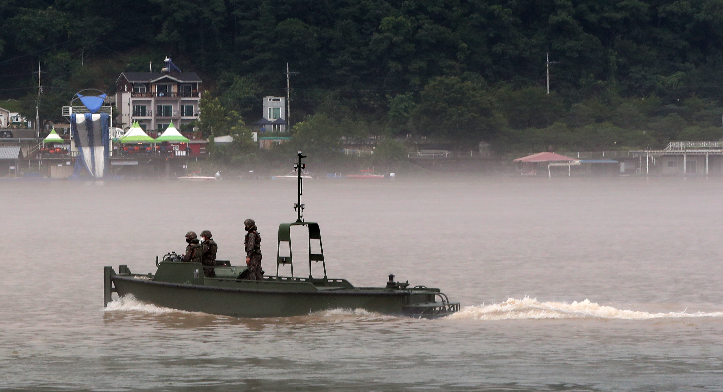 강원 춘천시 의암댐 실종자 수색 나선 육군 2군단