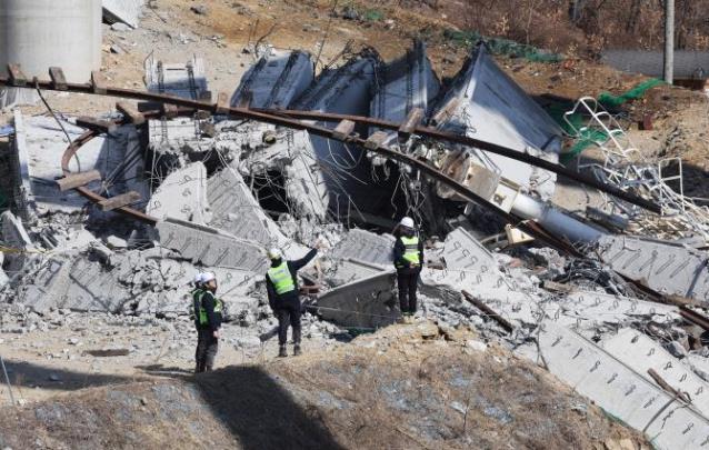 서울세종고속도로 건설 공사 교량 상판 붕괴 사고 <사진=연합뉴스>