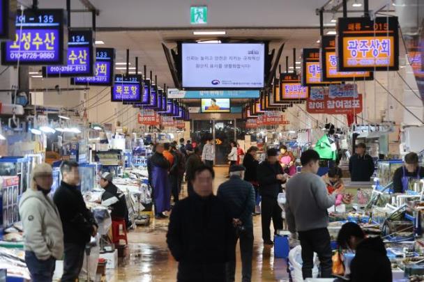 소비자 물가 동향 발표, 수산물 가격 들썩 <자료사진=연합뉴스>