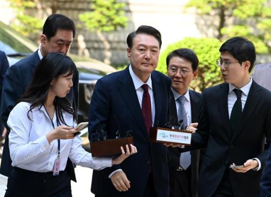 윤석열 전 대통령, 12일 3차 공판 출석 <사진=연합뉴스>