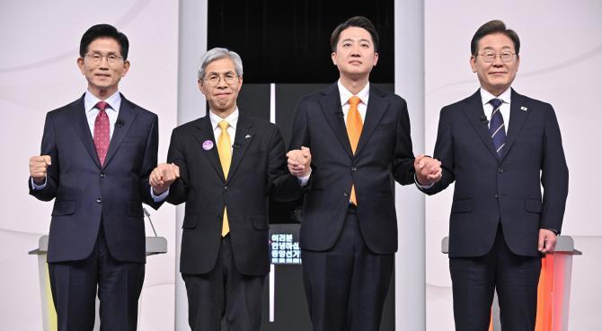 이재명·김문수·이준석·권영국, 첫 대선후보 TV 토론 <사진=연합뉴스>