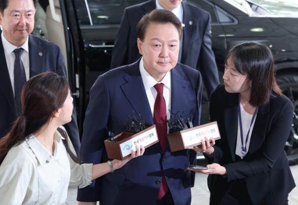 6월 28일 내란특검 츨석하는 윤석열 전 대통령 <사진=연합뉴스>