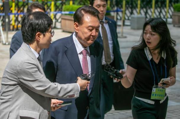 내란혐의 6차 공판 출석하는 윤석열 전 대통령 <사진=연합뉴스>