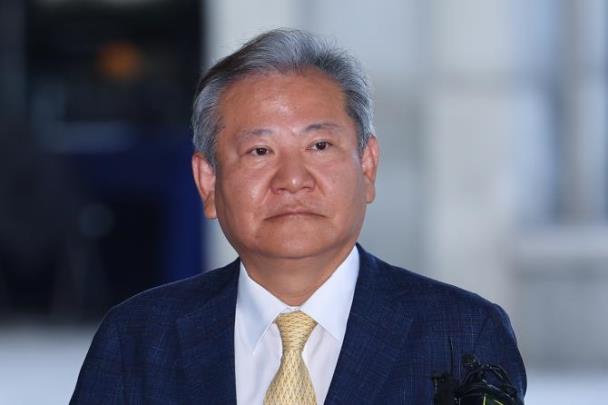 내란특검 조사 출석하는 이상민 전 행안부 장관 <사진=연합뉴스>