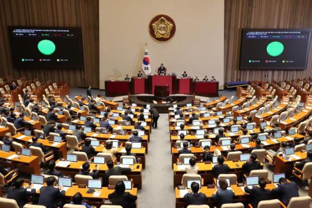 내란 특검법 개정안 수정안 여당 주도 본회의 통과 <사진=연합뉴스>