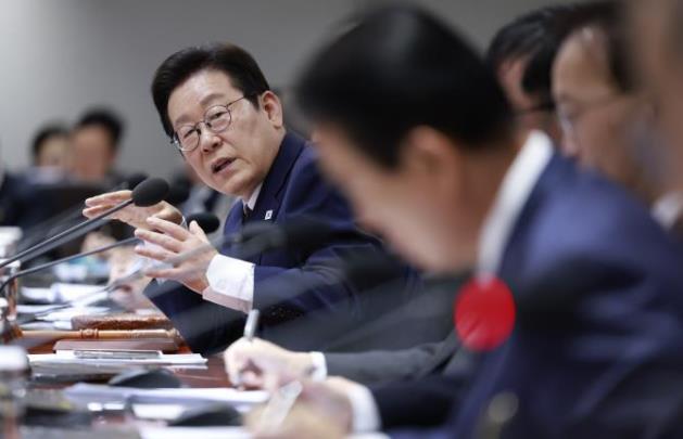 국무회의에서 발언하는 이재명 대통령 <사진=연합/대통령실통신사진기자단> 