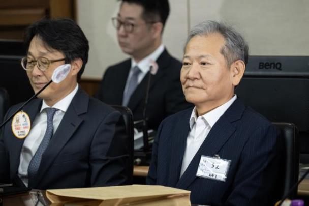 17일 피고인석에 앉은 이상민 전 장관