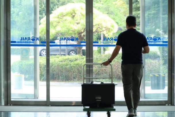 경찰ㆍ고용노동부, 9월1일 한국철도공사 본사 압수수색 <사진=연합뉴스>