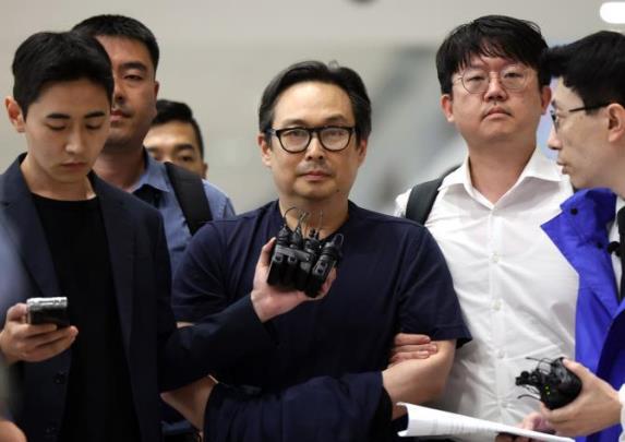 2023년 인천지검으로 압송되는 유병언 차남 유혁기 <자료사진=연합뉴스>