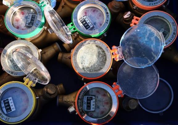 강북구 미아가압장에 있는 동파된 수도계량기 <사진=연합뉴스>