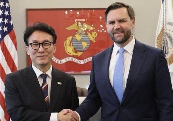 김민석 국무총리와 JD 밴스 부통령 <사진=연합뉴스>