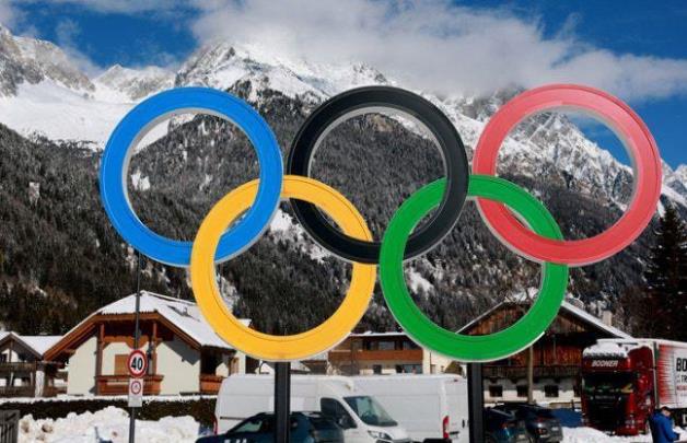 동계올림픽을 앞둔 밀라노의 오륜기 <사진=연합뉴스>