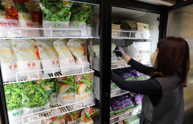 이마트 냉동채소 매대 <사진=이마트 제공>