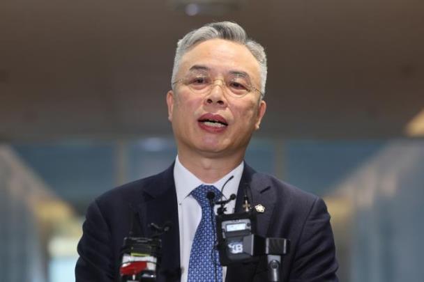 2차 종합특검 임명 소감 밝히는 권창영 변호사 <사진=연합뉴스>