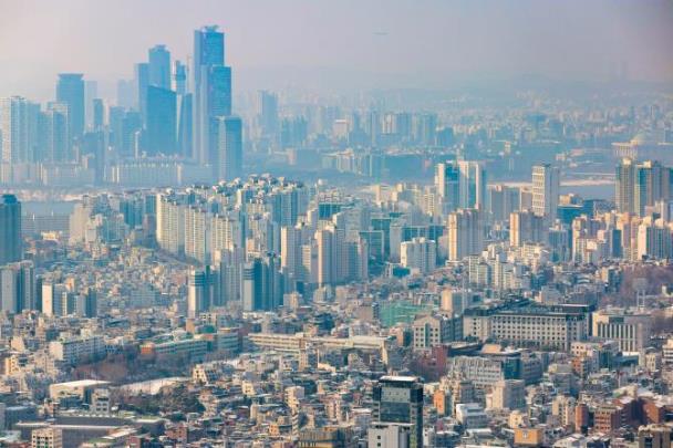 서울 남산에서 바라본 아파트 <사진=연합뉴스>