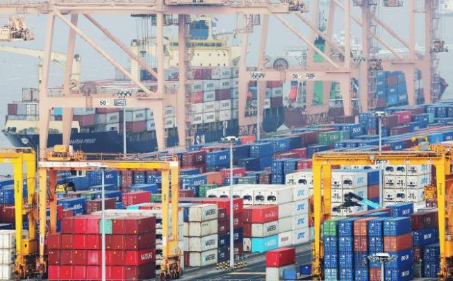 경기도 평택항의 컨테이너 <사진=연합뉴스>