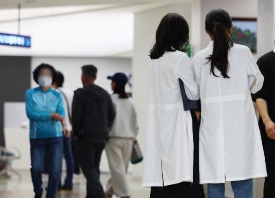 병원 의료진 <사진=연합뉴스>