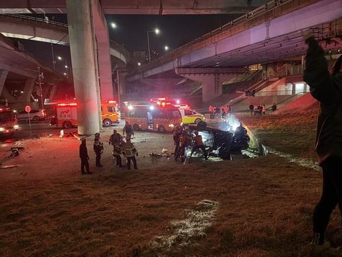 서울 잠수교 북단 차량 사고 현장 <사진=연합뉴스>