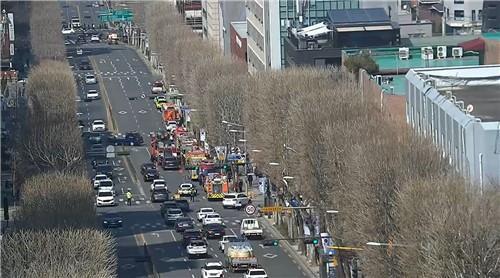 출동한 소방차들 <사진=연합뉴스>