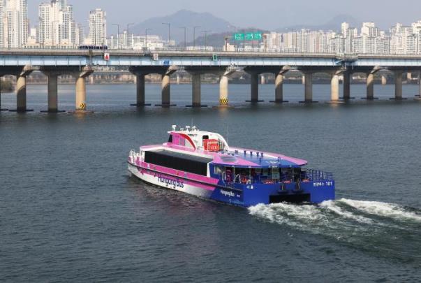 마곡행 한강버스 <사진=연합뉴스>