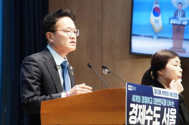 서울 비전 제시하는 박주민 서울시장 경선후보 <사진=박주민 의원실>