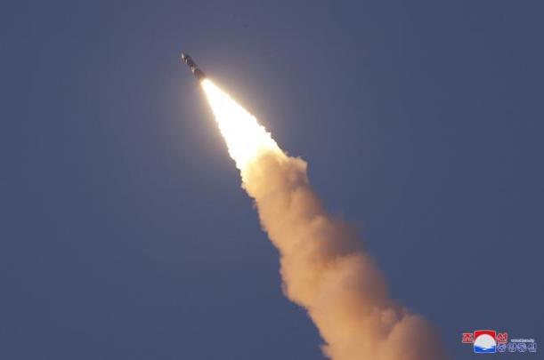 북한이 쏜 미사일 <사진=연합뉴스>