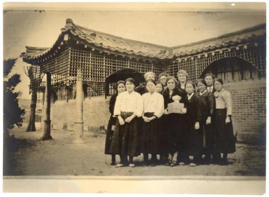 태화관 직원들 <사진=서울역사박물관>