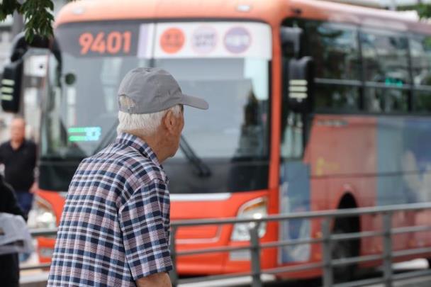 서울 70세 이상 버스비 지원조례 통과 <사진=연합뉴스>