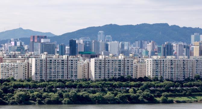 서울 강남 압구정 일대 아파트들 <사진=연합뉴스>
