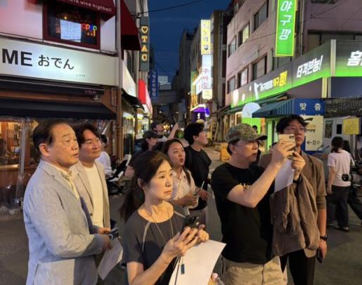 G3 글로벌매력도시 분과위원회 을지로 현장 방문<사진=서울시>