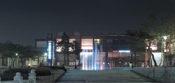 서울역사박물관 야경 <서울역사박물관 제공>